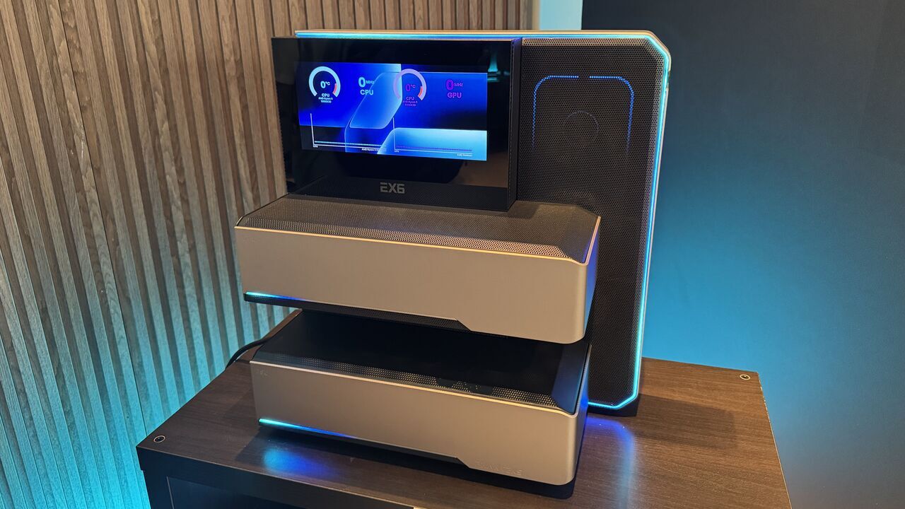 Phanteks cabinets have a striking design with separate chambers for mobos and GPUs