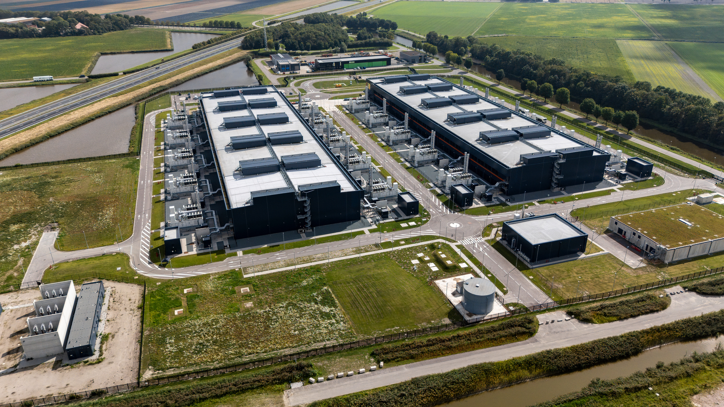 Datacenter Microsoft verbruikt 1 procent van alle Nederlandse stroom