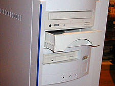 Super Box drive bay lade