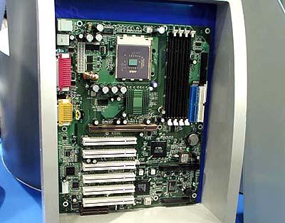 KT133 mobo\'s op Computex: MSI K7T Master