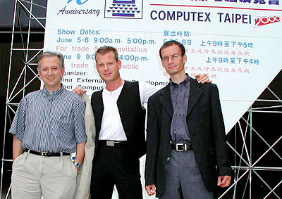 Tom\'s Hardware Guide Computex 2000 team