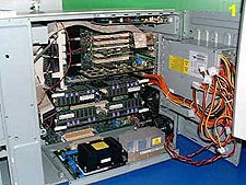 Computex 2000 Intel Itanium pics