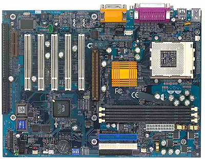 Gigabyte GA-7ZX (groot)