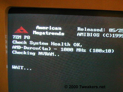 Duron 1 GHz klein