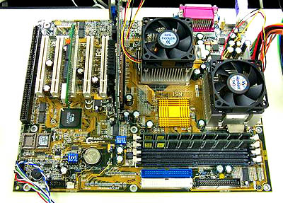 Gigabyte GA-6VXDC7 dual Apollo Pro133A mobo (groot)