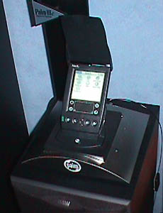 PDA roundup - Palm IIIc in cradle