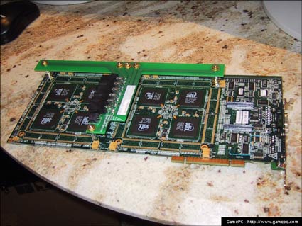 Comdex 2000 - 8-way VSA-100 kaart