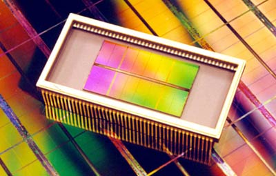 Samsung 4Gbit chip persfoto