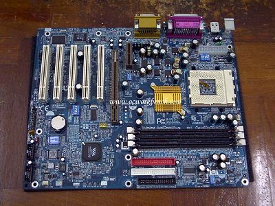 GigaByte 7VTX KT266 moederbord