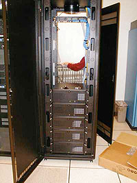 AnandTech server cluster