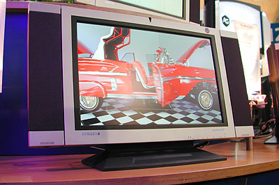 CeBIT 2001: Samsung Syncmaster 240T 24
