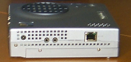 MiniatuurPC outputkant