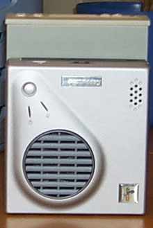 MiniatuurPC: cdrom-speler en PCtje