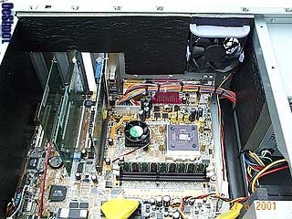 Stille PC op z'n kant