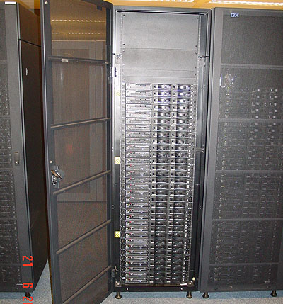 Genesis cluster - Kabinet voorkant   (groot)