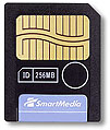 256MB SmartMedia kaartje (artistic impression van DPReview)