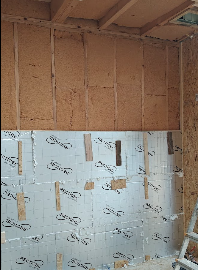 Afbeeldingslocatie: https://tweakers.net/fotoalbum/image/2XWW46ut85GwUdBwIuhUqsWg.png