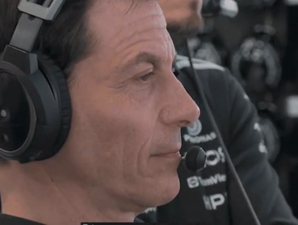 Afbeeldingslocatie: https://tweakers.net/fotoalbum/image/4t4T3EoU5PFWkwv5CCfmFg5a.webp