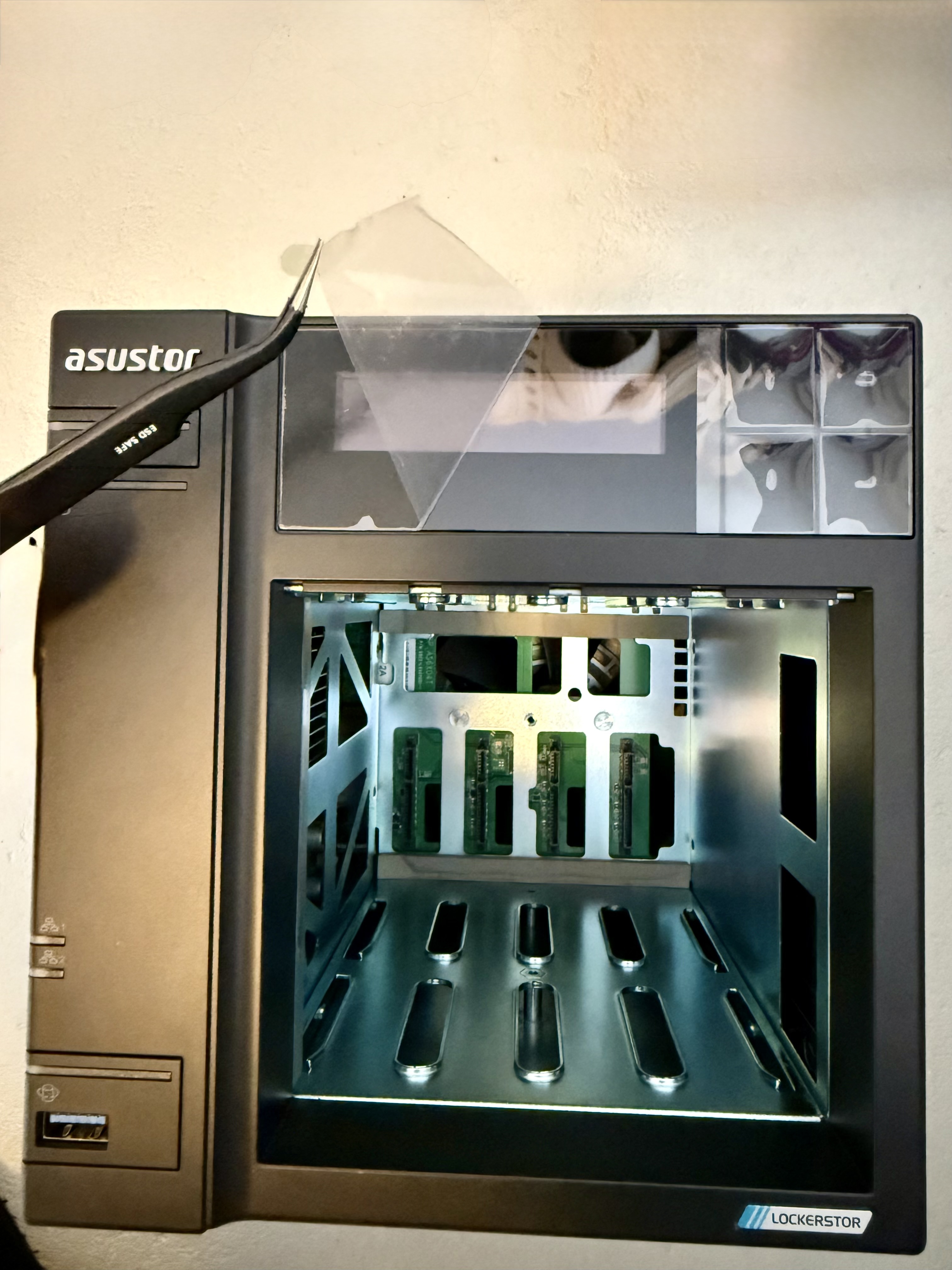 Afbeeldingslocatie: https://tweakers.net/fotoalbum/image/9vjkToJ12wX7zOzYW5FBH9YH.jpg