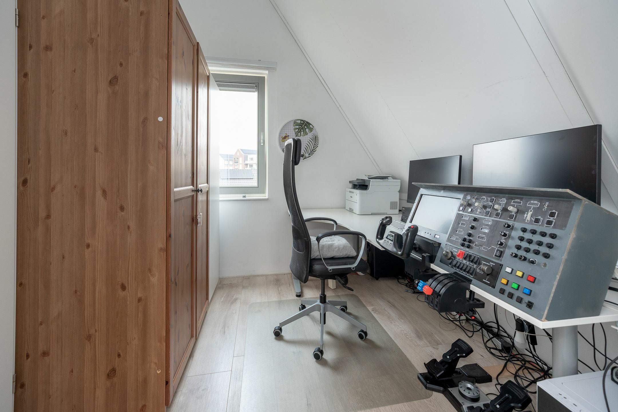 Afbeeldingslocatie: https://tweakers.net/fotoalbum/image/CnRMzXA2pVXQdHKJXRRTN4X7.jpg