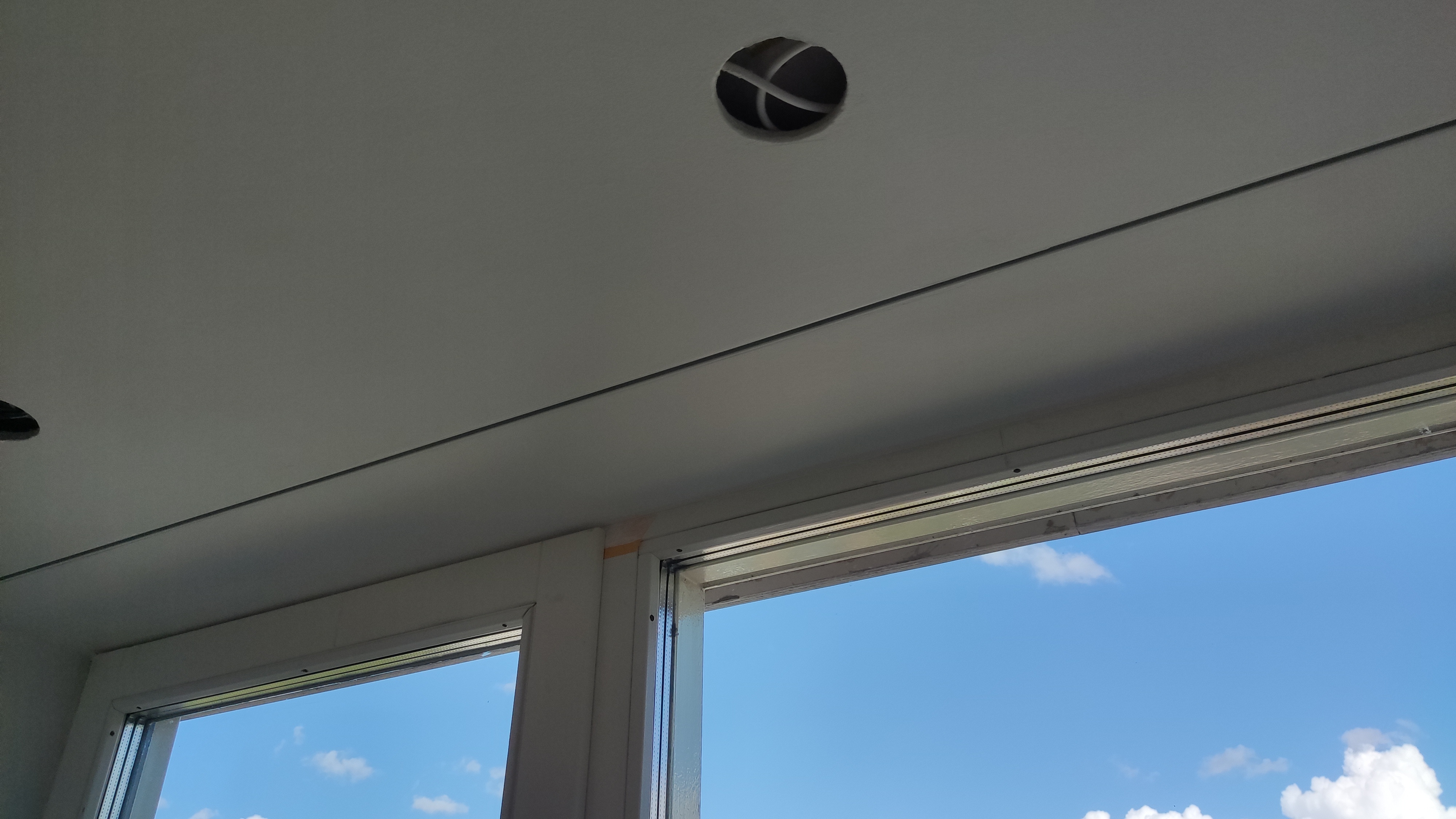 Afbeeldingslocatie: https://tweakers.net/fotoalbum/image/EPhEXmIGp7G306rXCRVfuu4a.jpg
