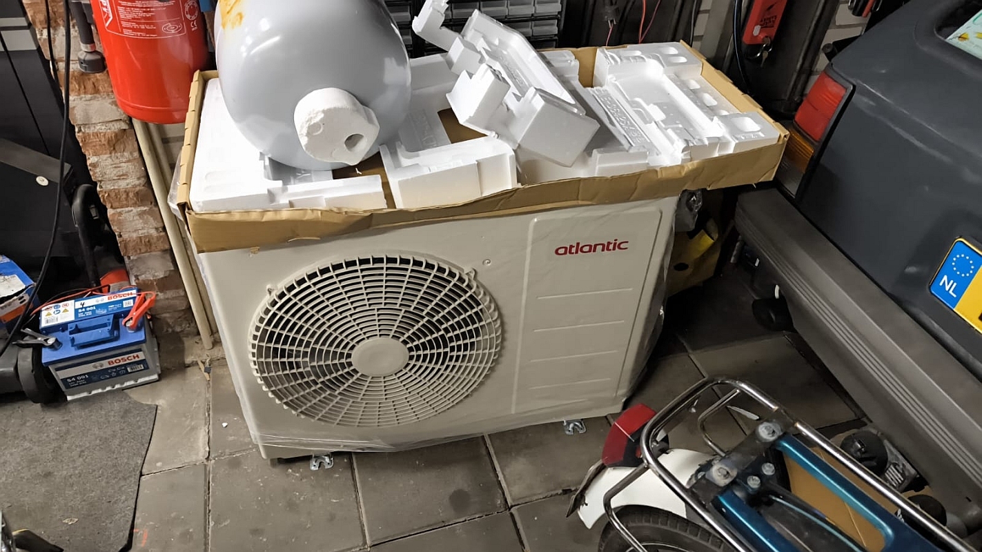 Afbeeldingslocatie: https://tweakers.net/fotoalbum/image/HFce2FLn2SmEnieJyD7UNFHg.jpg