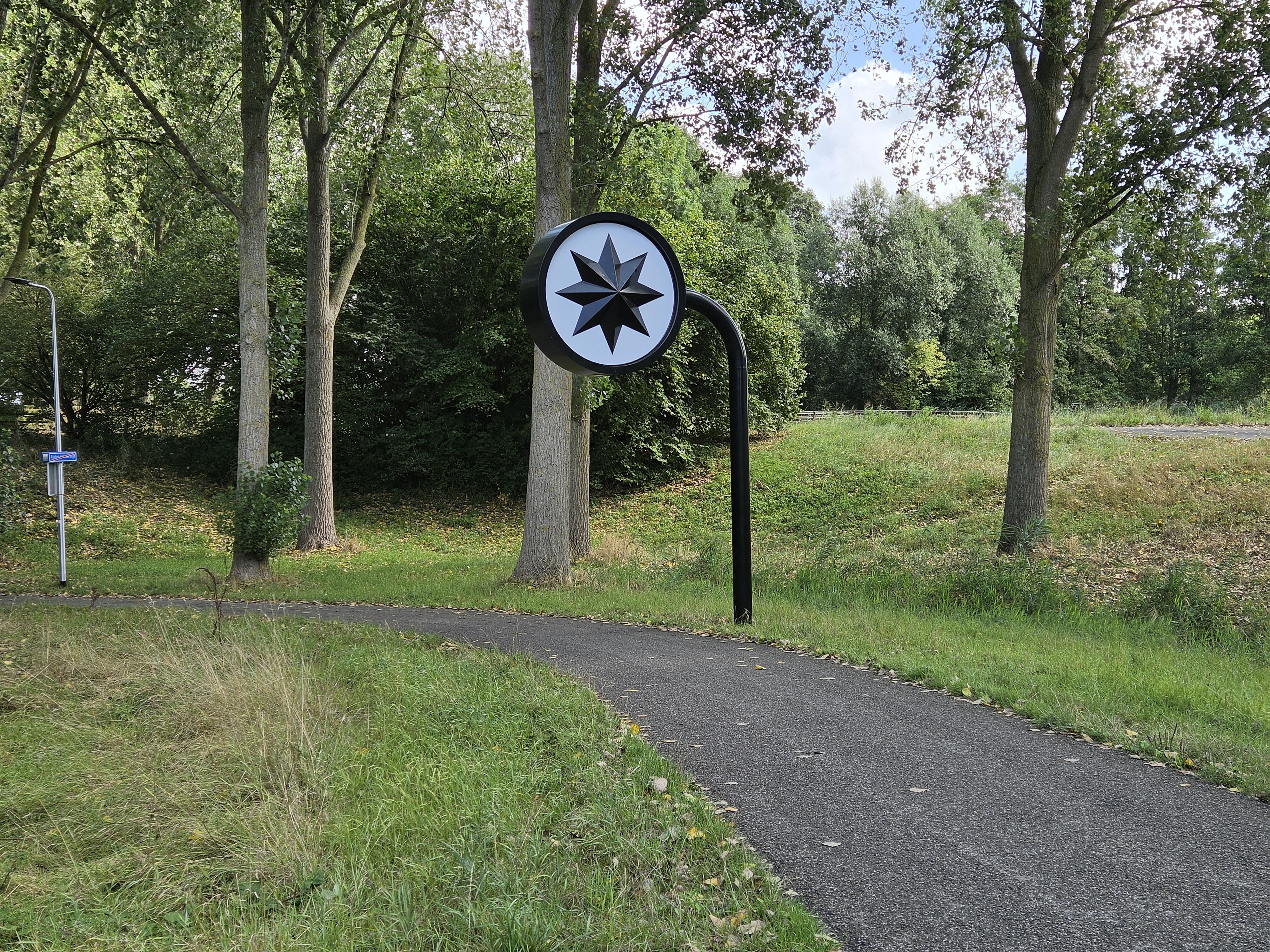 Afbeeldingslocatie: https://tweakers.net/fotoalbum/image/INk80haExdFlHTbCCzOPiyUg.jpg
