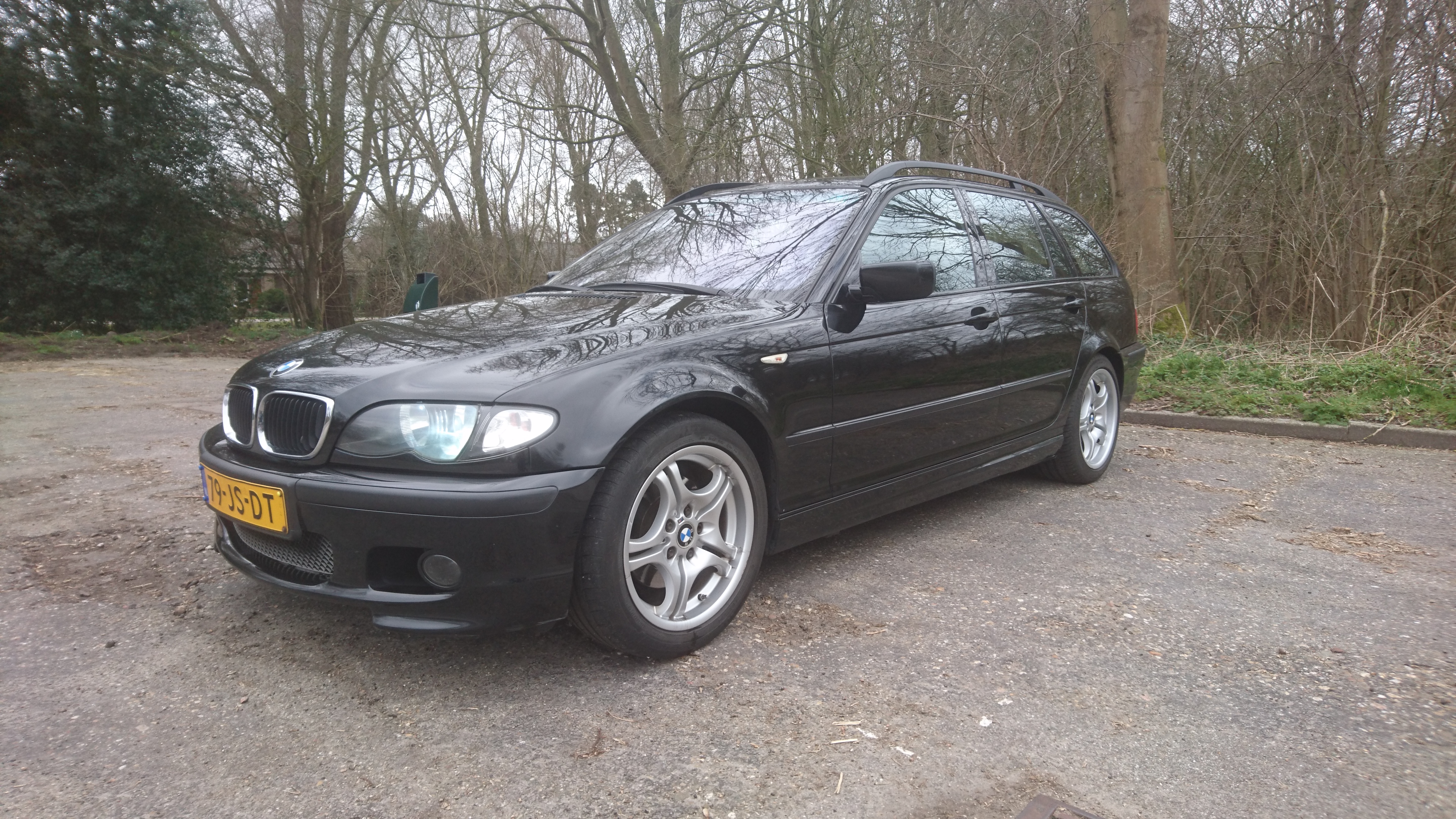 Afbeeldingslocatie: https://tweakers.net/fotoalbum/image/Jov1VMAIZCpaV6q6L1ETC93i.jpg