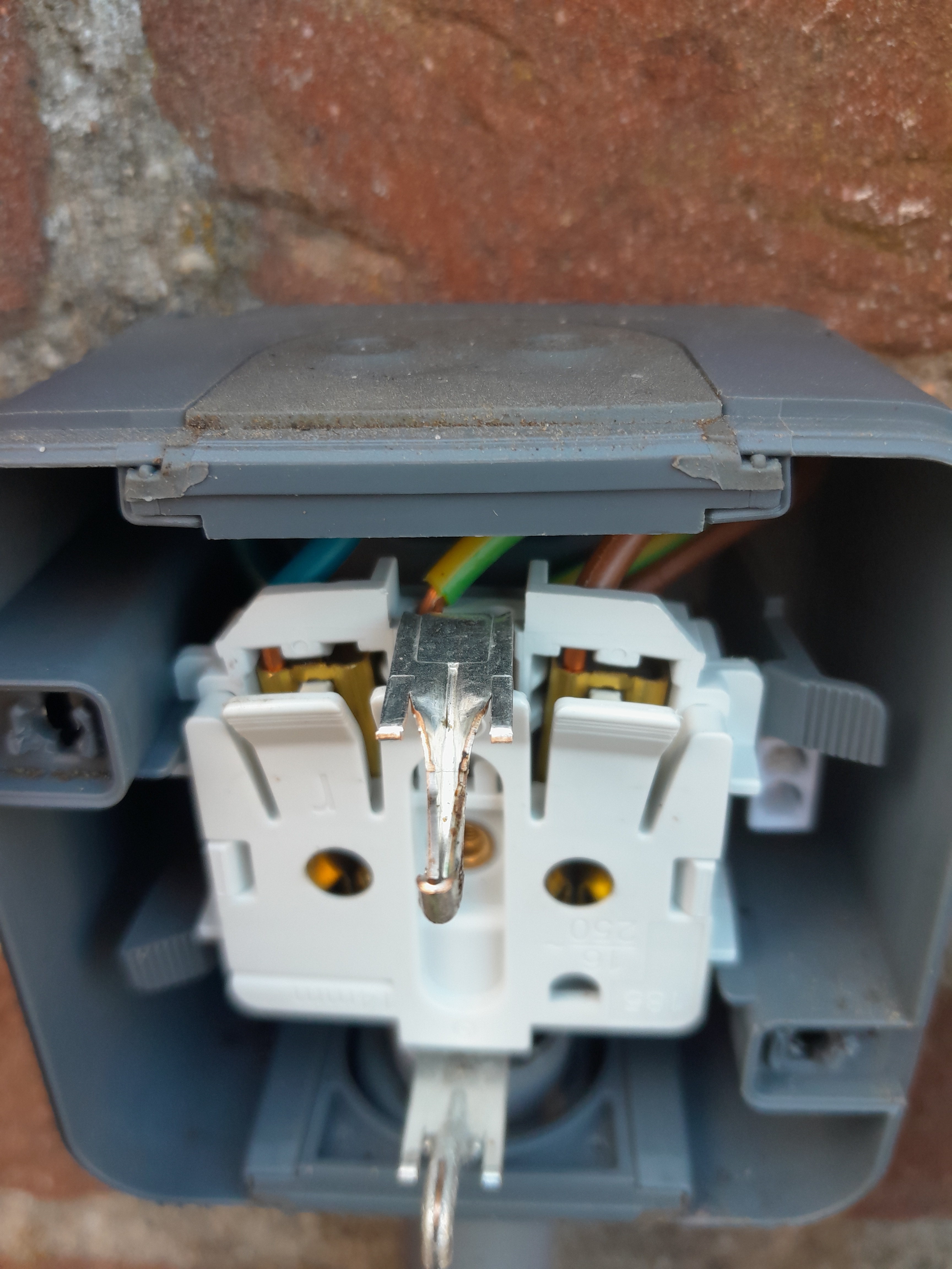 Afbeeldingslocatie: https://tweakers.net/fotoalbum/image/NlZdhjWc7BjB5fE9zgJboDkC.jpg