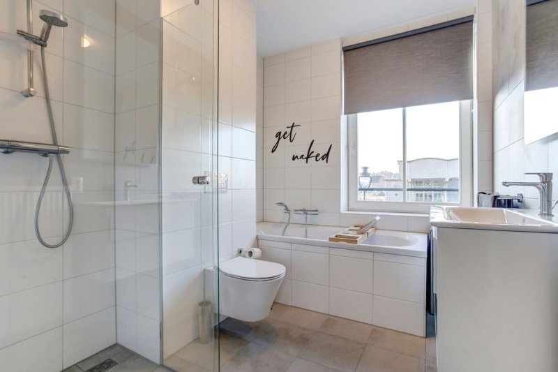 Afbeeldingslocatie: https://tweakers.net/fotoalbum/image/POo68bKHDMCrzjKCNWWiMk2J.jpg