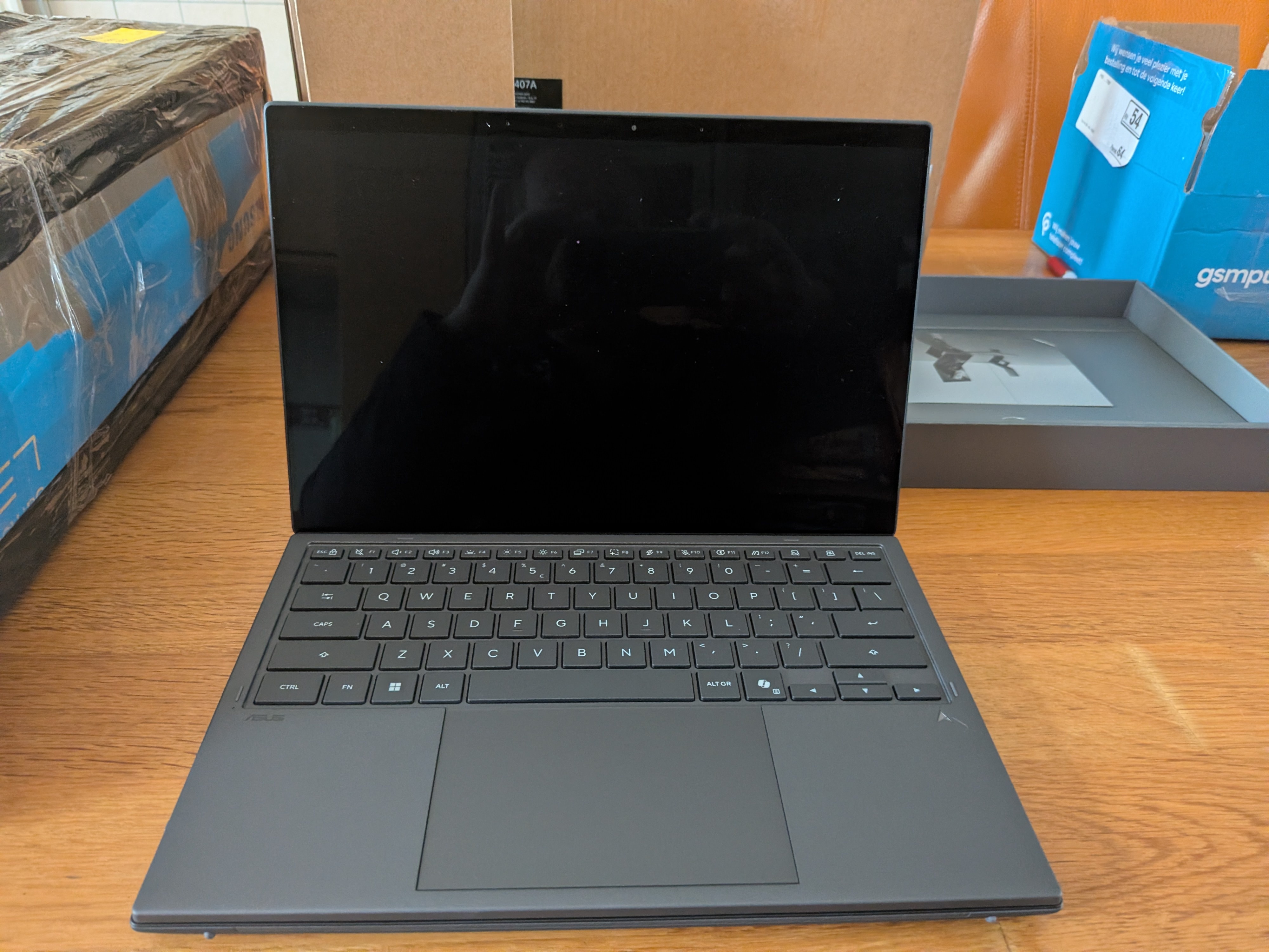 asus zenbook duo open