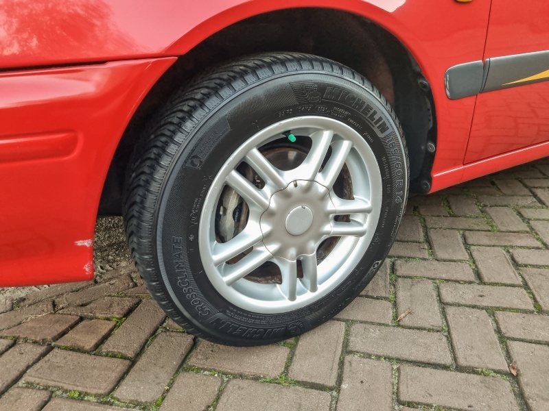 Afbeeldingslocatie: https://tweakers.net/fotoalbum/image/YjChcPnjVmI35kYval73W97S.jpg