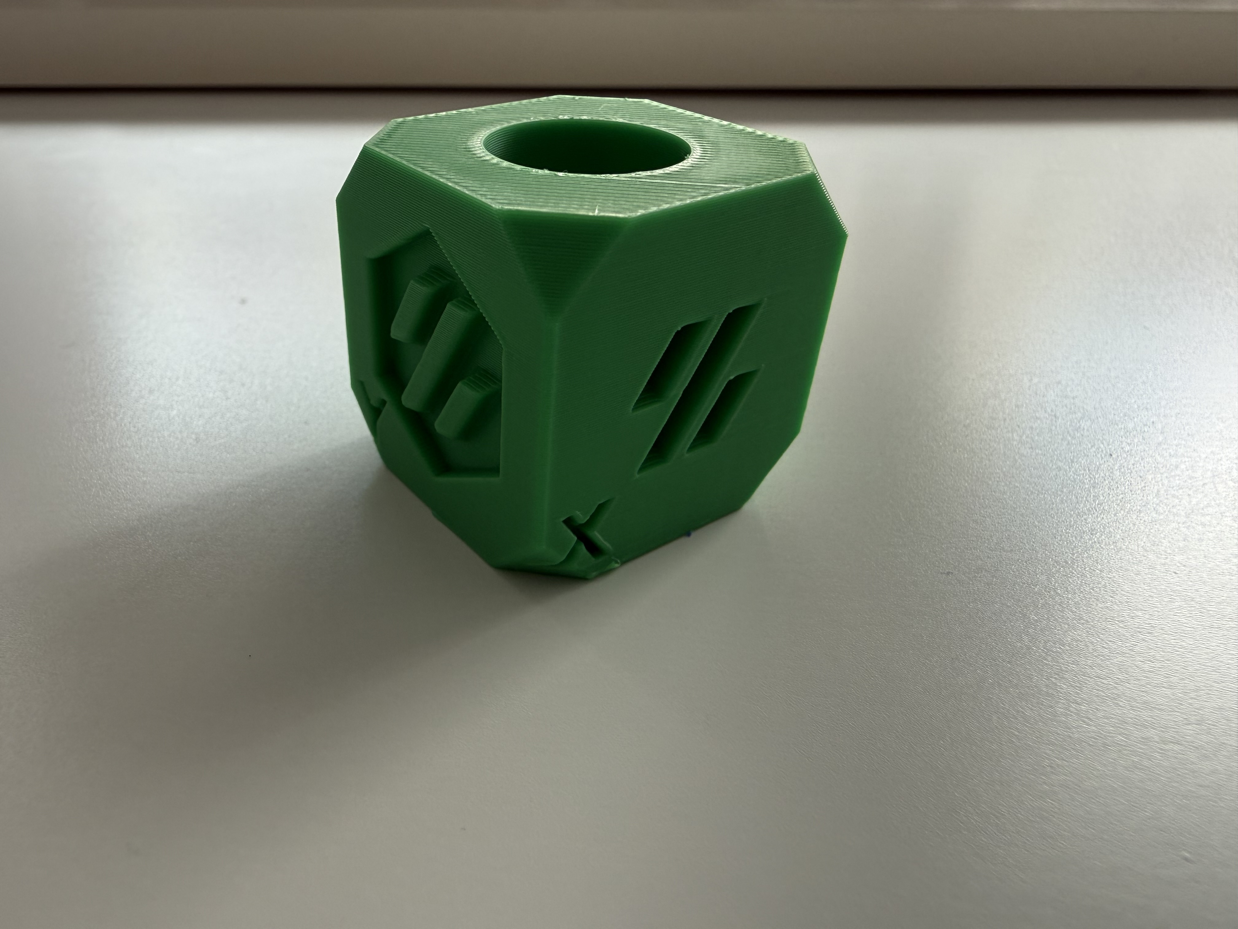 Afbeeldingslocatie: https://tweakers.net/fotoalbum/image/qDXFNYPN9itHK0twYIdhqVL4.jpg