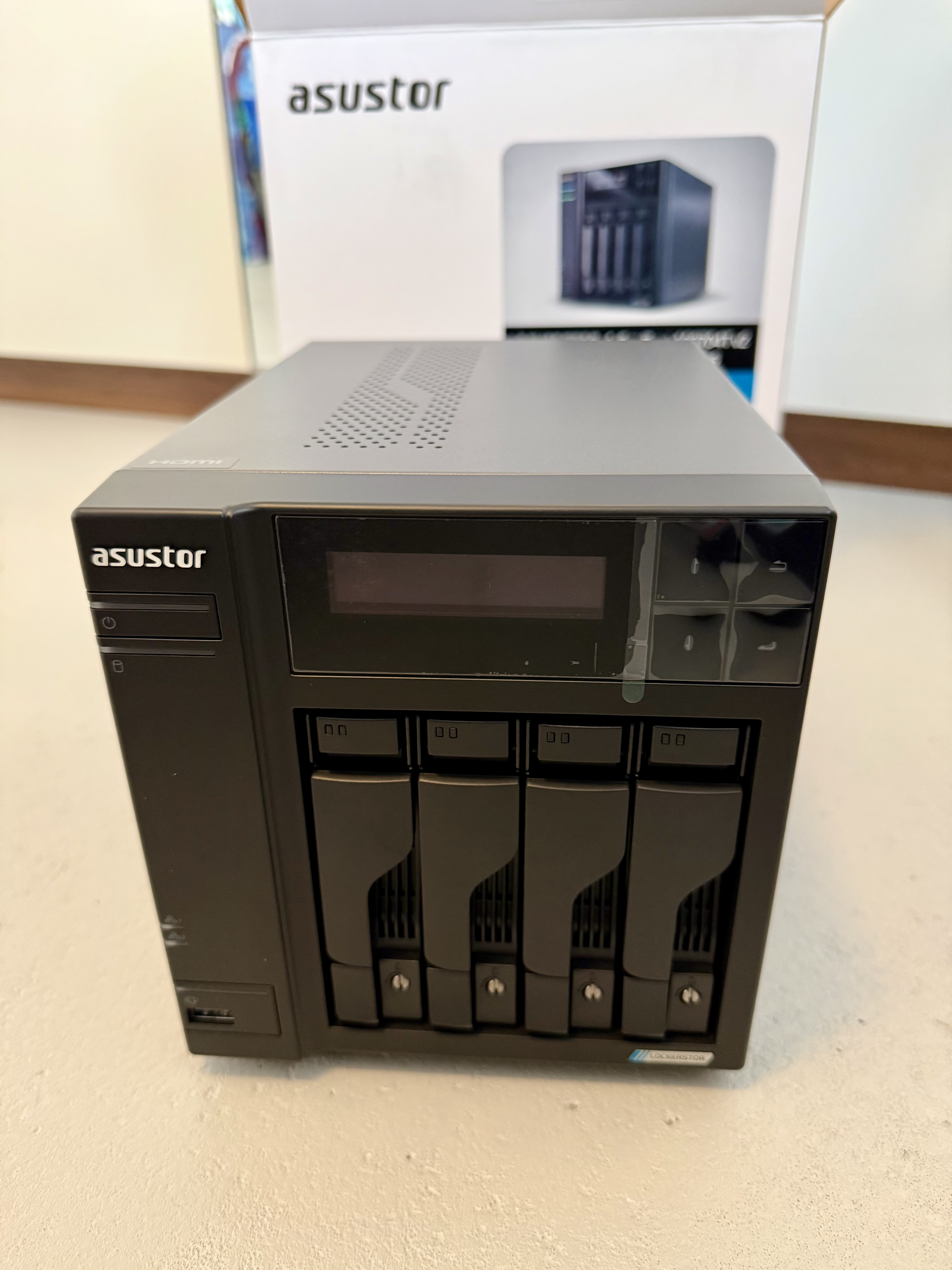 Afbeeldingslocatie: https://tweakers.net/fotoalbum/image/tXisZ0IQcSk6wUkfqlFabGuC.jpg