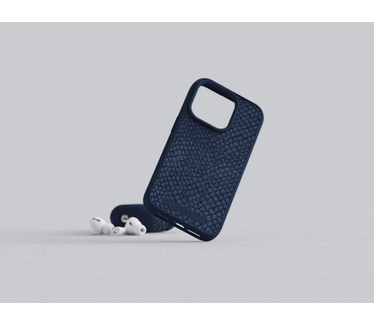 Njord byElements Salmon Leather Magsafe