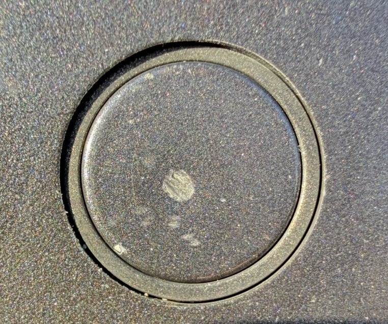 Afbeeldingslocatie: https://tweakers.net/i/-8LVuWpFb3OOv48iolG9Pt4-9ws=/fit-in/4920x3264/filters:max_bytes(3145728):no_upscale():strip_icc():strip_exif()/f/image/ZHkl4E6XSH9T6ss2ABxNjwKj.jpg?f=user_large