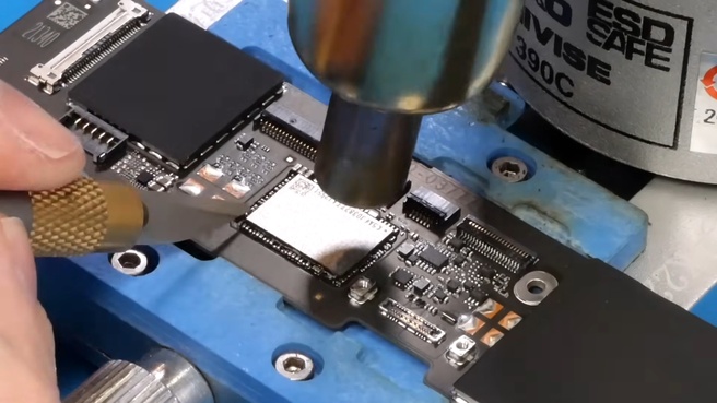 Opslagupgrade voor de MacBook Neo. Bron: dosdude1