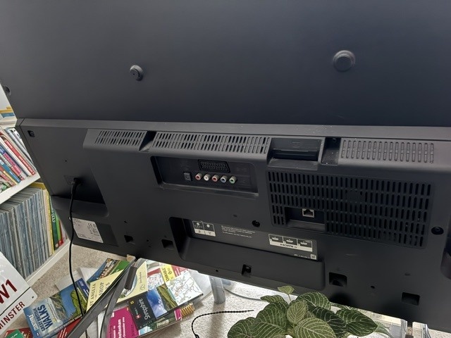 Afbeeldingslocatie: https://tweakers.net/i/-AFmrichowoJQD-X049UZRx0iPc=/fit-in/4920x3264/filters:max_bytes(3145728):no_upscale():strip_icc():strip_exif()/f/image/Si96jqIsyAAEr2nwbx5WSvtG.jpg?f=user_large