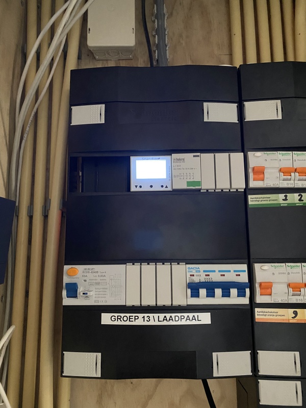 Afbeeldingslocatie: https://tweakers.net/i/-BwP1qZV0_pHfRIo7lixqArJufA=/x800/filters:strip_icc():strip_exif()/f/image/prdaqyGm1MCpRNOiV3LEeQ15.jpg?f=fotoalbum_large