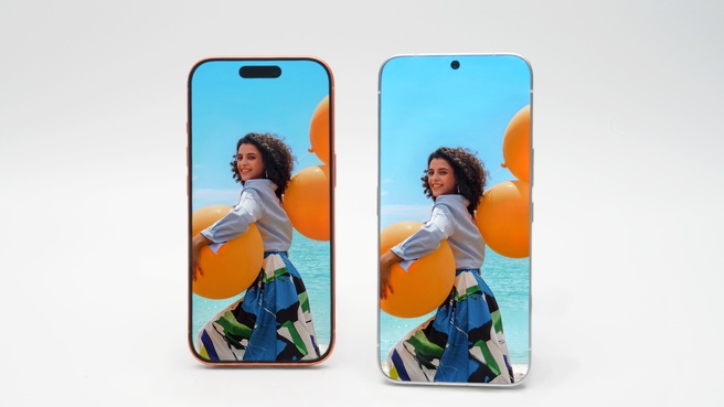 Tecno Bezelless Concept Phone naast Apple iPhone 17 Pro. Beeld: Tecno