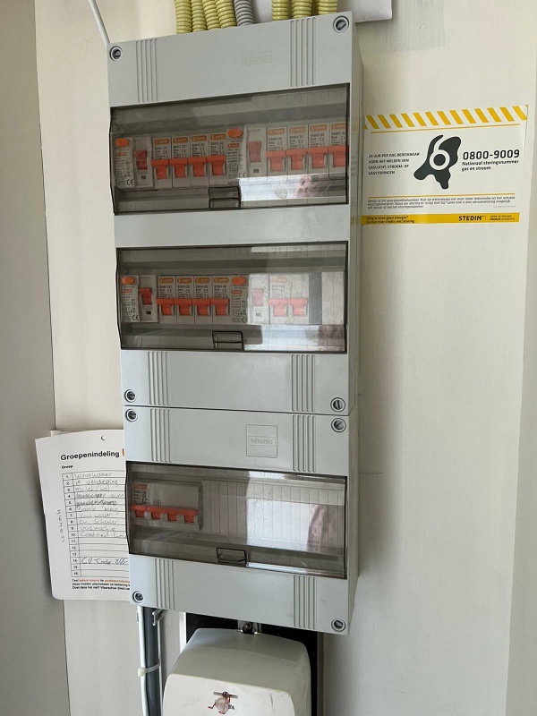 Afbeeldingslocatie: https://tweakers.net/i/-F9Ko4T-5QKs_QP8In_cawULDac=/x800/filters:strip_icc():strip_exif()/f/image/qsjUoDQvyoAG0EyHZOlq2H9F.jpg?f=fotoalbum_large