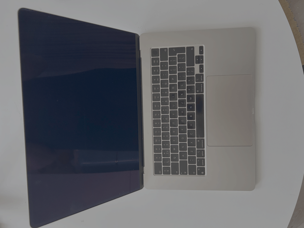 apple-macbook-air-2024-15-m3-8-core-8gb-ram-10-core-gpu-256gb-ssd