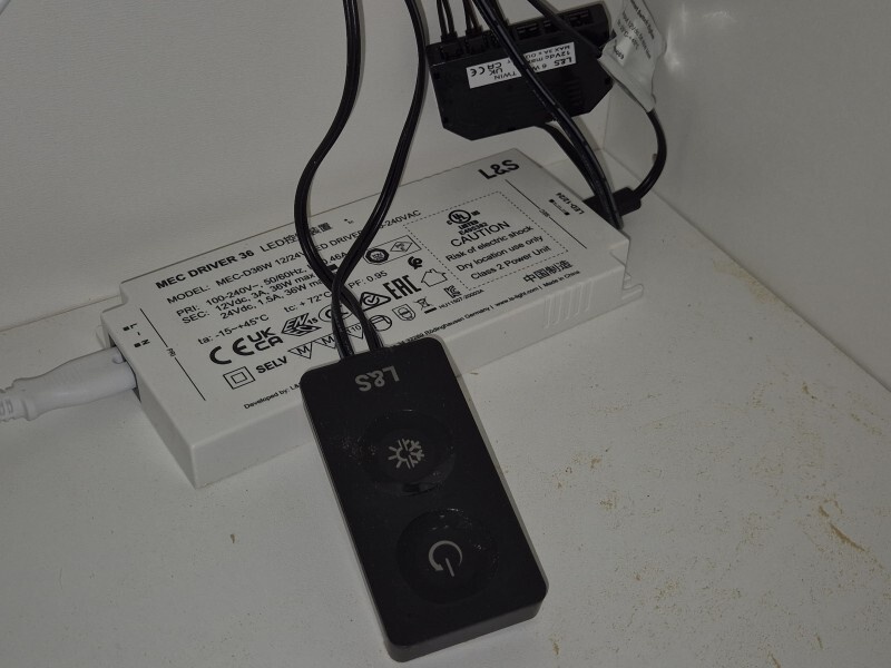 Afbeeldingslocatie: https://tweakers.net/i/-KJ0icIcfVvZovkclX0GuaaS6SA=/fit-in/4920x3264/filters:max_bytes(3145728):no_upscale():strip_icc():strip_exif()/f/image/fDWuInKM1TgV9cB6wrYYuEyN.jpg?f=user_large