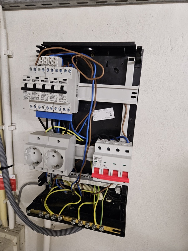 Afbeeldingslocatie: https://tweakers.net/i/-L-5-Avz_BfeXxlhxFjGG_EGLao=/x800/filters:strip_icc():strip_exif()/f/image/W59DVi8ao7jWt9t9jjs78ZDD.jpg?f=fotoalbum_large