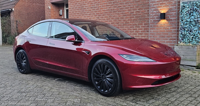 Afbeeldingslocatie: https://tweakers.net/i/-NM2rxGE0QZzS0HZxWLL1PtQ38c=/800x/filters:strip_icc():strip_exif()/f/image/dxbjrERvEtzSQ78GK16exIdR.jpg?f=fotoalbum_large