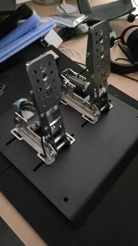Afbeeldingslocatie: https://tweakers.net/i/-NjABXq91e-SRLmXx6lA8hSWgts=/x800/filters:strip_icc():strip_exif()/f/image/QqeHaaGvCggjZkV3nY3RKvmW.jpg?f=fotoalbum_large