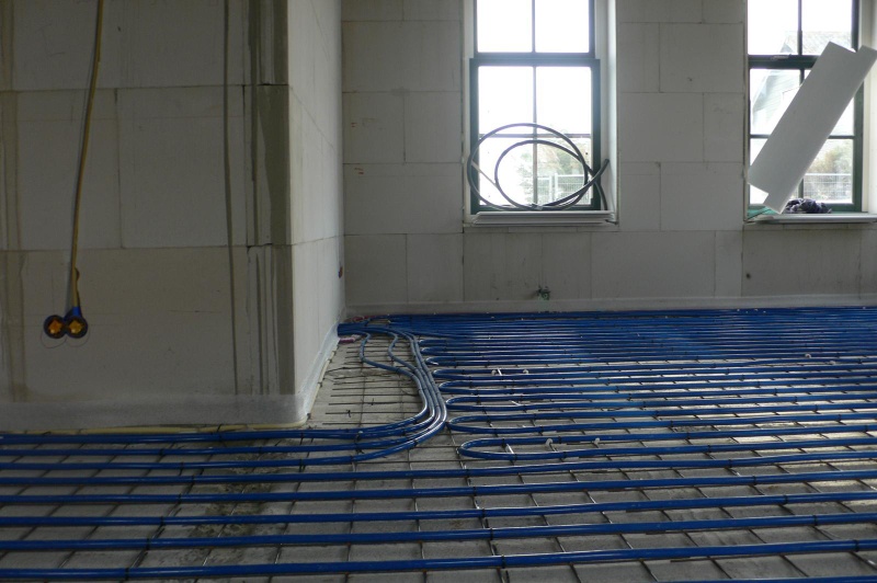 Afbeeldingslocatie: https://tweakers.net/i/-Ol7JkUOpfzmAYdEy9M7heLjqwI=/800x/filters:strip_icc():strip_exif()/f/image/vsU3MiEhBHsJ0F18ne4RBhLe.jpg?f=fotoalbum_large