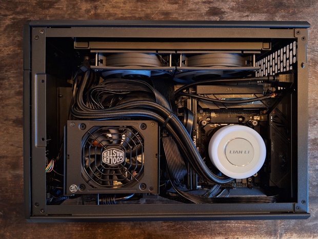 Afbeeldingslocatie: https://tweakers.net/i/-QV9JPHyw_gvSeUdRPsEfxz2LD4=/620x/filters:strip_icc():strip_exif()/m/2271134/1VHvXL1tUkDQX2fJnyQ3Ye8ZzmnATHdStQCykxyn8fsj2LXwjW.jpeg?f=620xauto