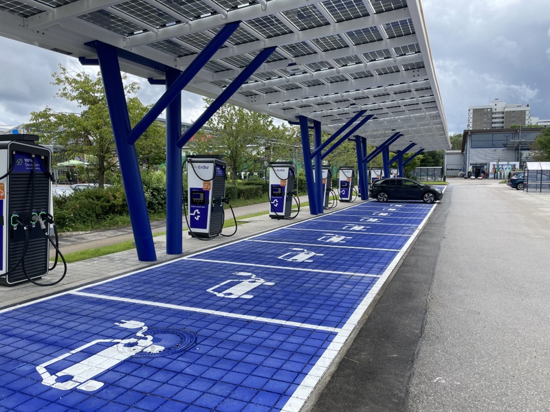 Afbeeldingslocatie: https://tweakers.net/i/-RZPLva5TrDqGvZO7jCWHlLD24Y=/800x/filters:strip_icc():strip_exif()/f/image/Vlo7d71EXmUcmN9g45Dk7oc1.jpg?f=fotoalbum_large