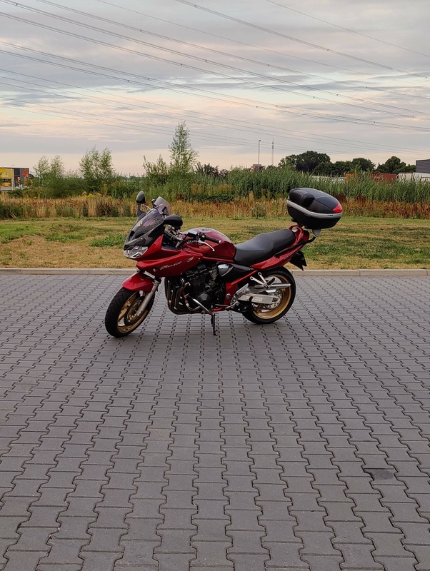 Afbeeldingslocatie: https://tweakers.net/i/-ScB_zn66MQFryOgg2e45OX5YHw=/x800/filters:strip_icc():strip_exif()/f/image/xCy0XCmRmGOLv8hvYNHJnsfu.jpg?f=fotoalbum_large